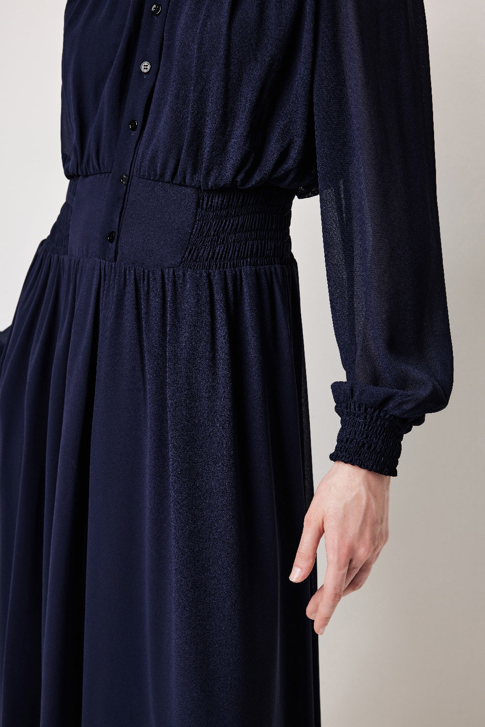 MARYLING Flowing Midnight Silhouette Dresses