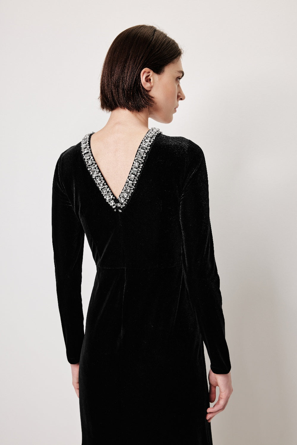 MARYLING Black V‑Neck Evening Dresses